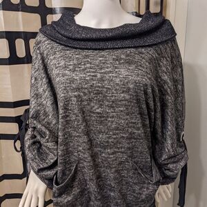 Gray soft sweater w/tie up arms & large neck thin-medium